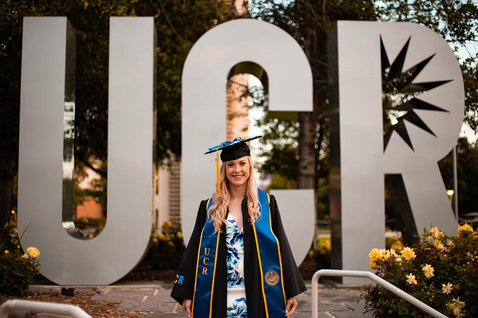 Grad Picture 3 Grad Picture 3